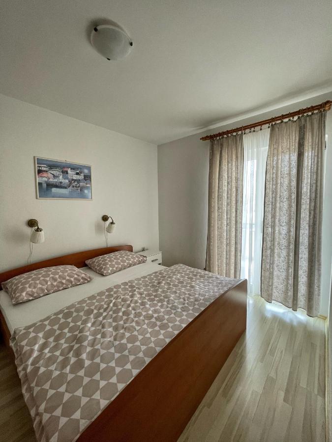 Apartmani Nada 프리모스턴 외부 사진